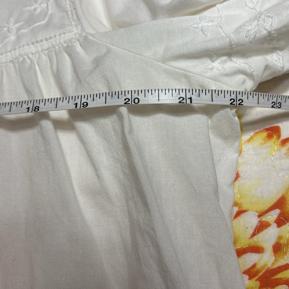 Time and True White Embroidered Women's Top 16/18 - Picture 5 of 8